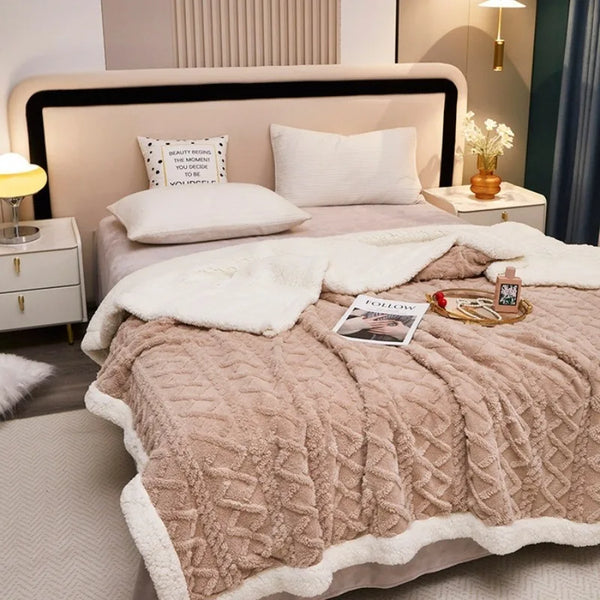 Fleece Blanket with Double Layer Design - Soft and Cozy Throw for Ultimate Warmth 3