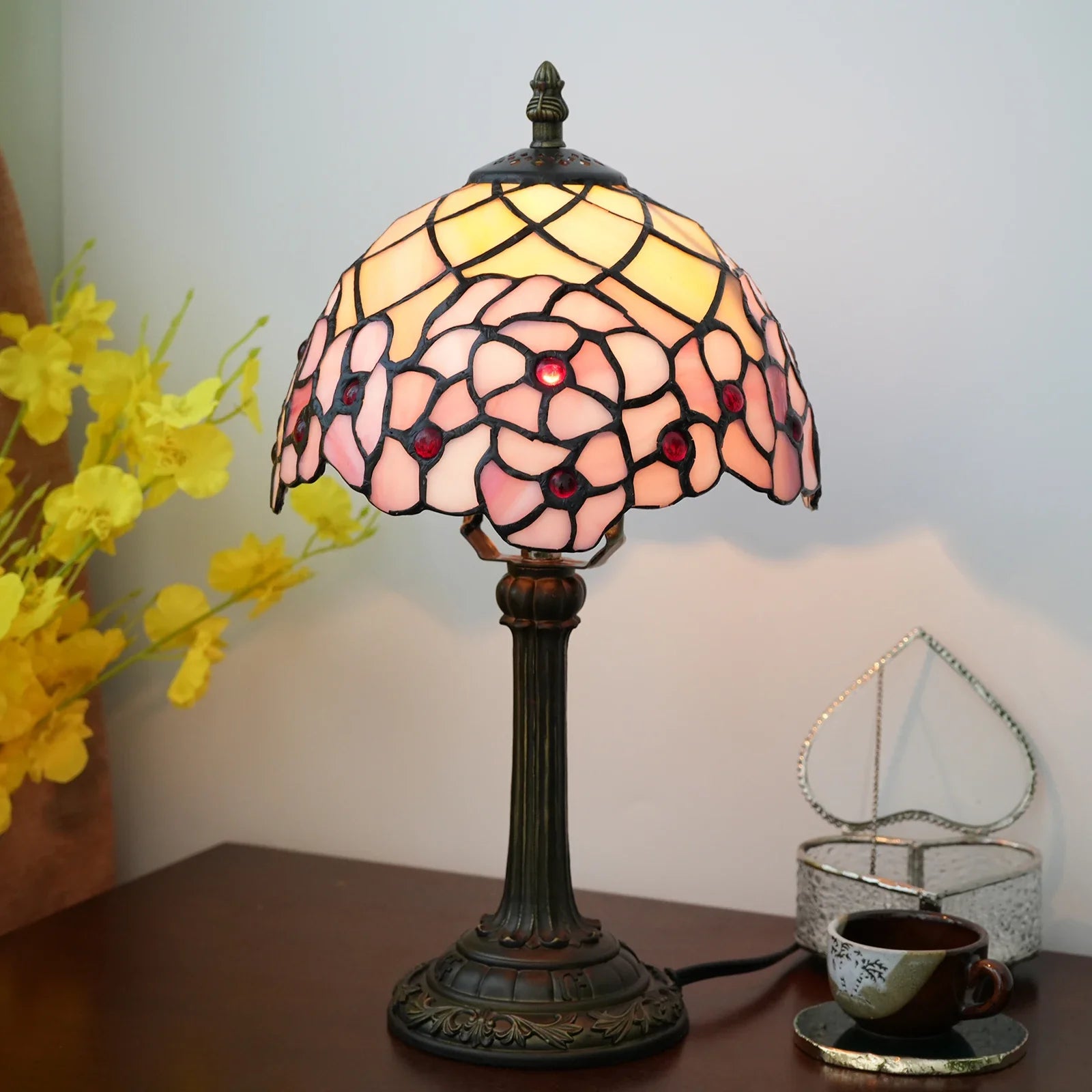 Selma Vintage Stained Glass Table Lamp