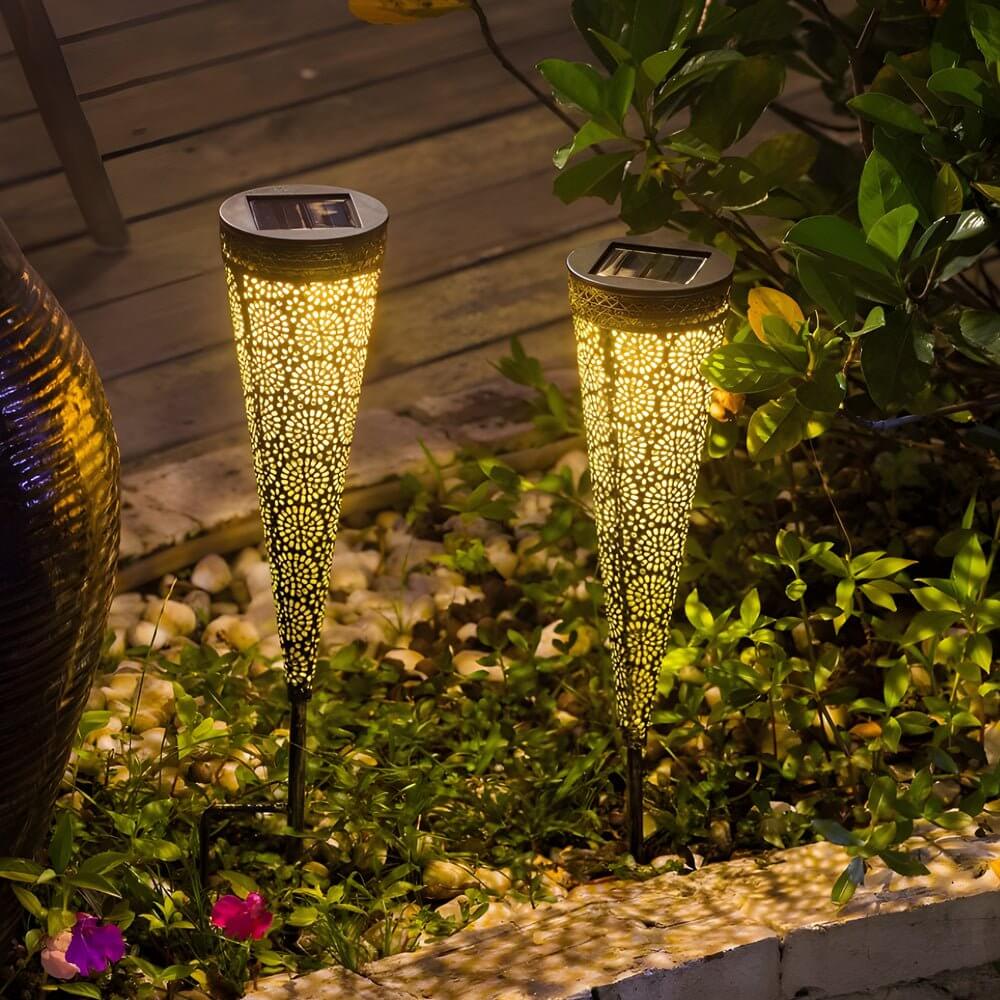 Pathway Light Solar LED Decorative Waterproof Metal Garden Stake Lighting 2 Pack