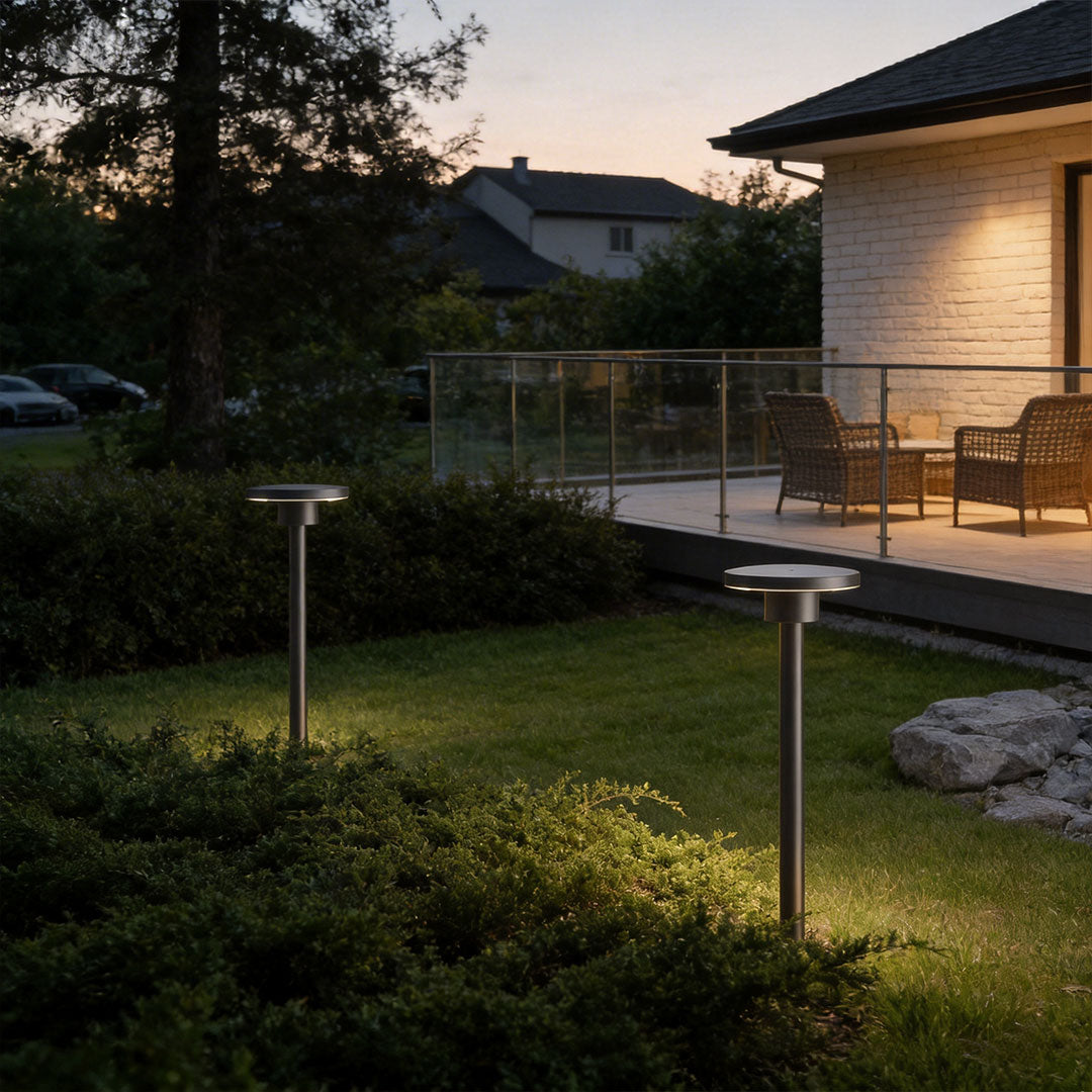 Outdoor LED Path Light Minimalist Black Aluminum 20–26 Inch Waterproof